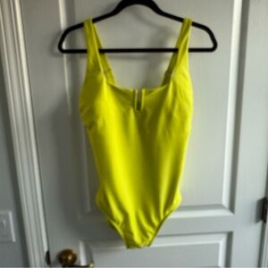 NWT Kona Sol One Piece U-Wire Medium Coverage One Swimsuit Bright Yellow Size L